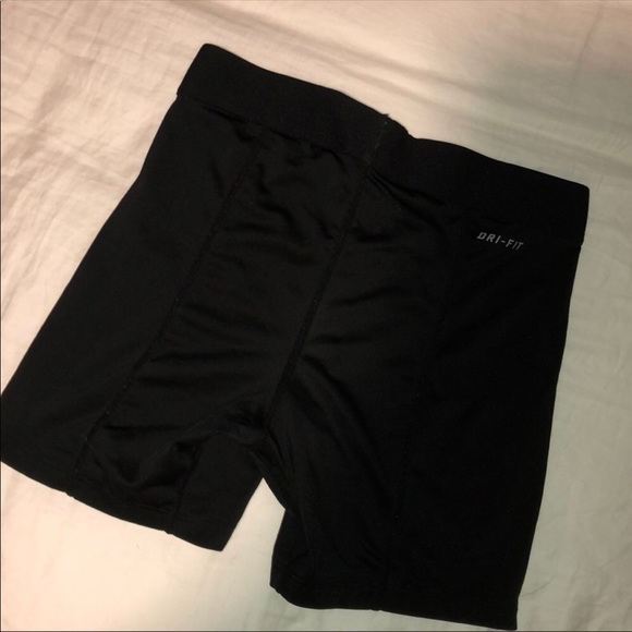 Girls Nike Pro Compression Shorts TWO PAIRS! - Picture 5 of 5